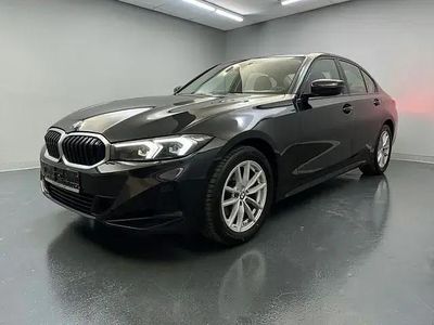 Second-hand BMW 320 Shadowline 190 CP (139 kW) 2023 Negru Berlinǎ