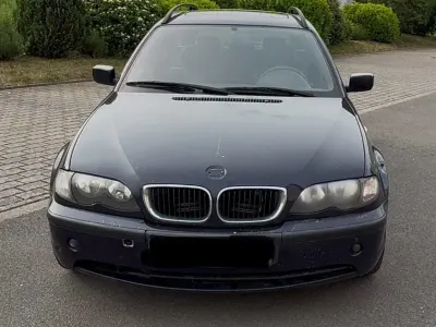 Używany BMW 320 150 KM (110 kW) 2005 Niebieski Kombi