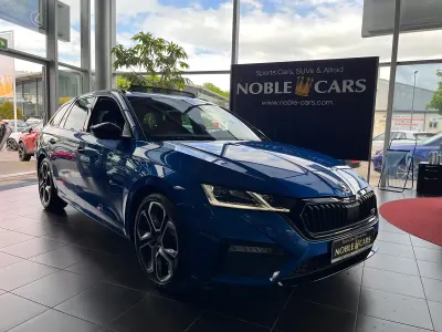 Gebraucht Skoda Octavia RS 245 PS (180 kW) 2022 Modra race/race blue (metallic) Kombi