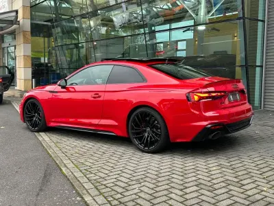 Gebraucht Audi RS5 Ambiente 450 PS (330 kW) 2022 Rot Coupé