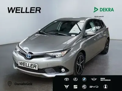 Gebraucht Toyota Auris Hybrid Team 136 PS (100 kW) 2018 Grau Limousine