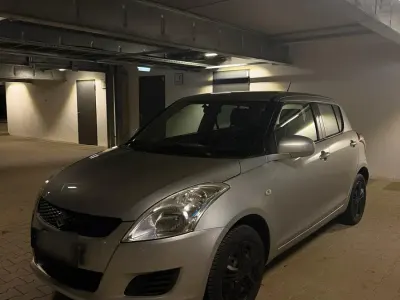 Gebraucht Suzuki Swift 94 PS (69 kW) 2012 Silber Kleinwagen