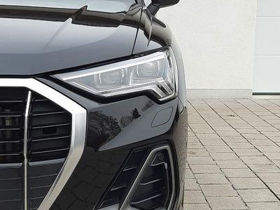 Gebraucht Audi Q3 Sport 200 PS (147 kW) 2022 Mythosschwarz SUV