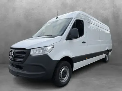 Gebraucht Mercedes Sprinter 170 PS (125 kW) 2026 Arktikweiß Van