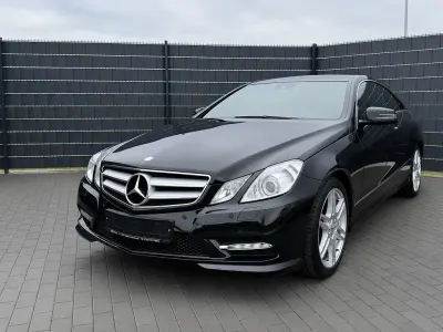 Gebraucht Mercedes E250 AMG 204 PS (150 kW) 2013 Schwarz Coupé