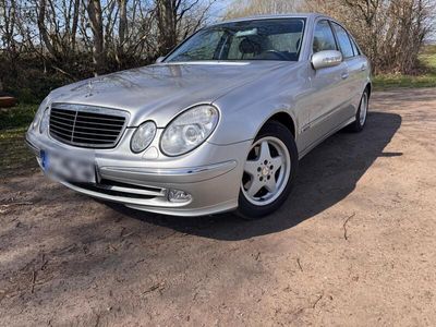 Mercedes E270