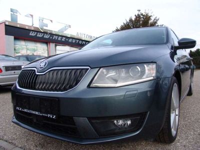 gebraucht Skoda Octavia 2.0 TDI Style ACC B Xenon Navigation LED