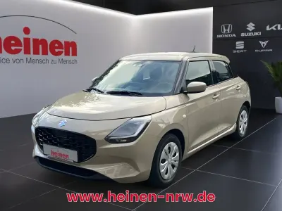 Usado Suzuki Swift Club 82 HP (60 kW) 2025 Branco Citadino