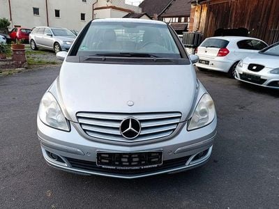 Mercedes B200