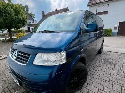 Używany VW Caravelle 174 KM (127 kW) 2009 Niebieski Van