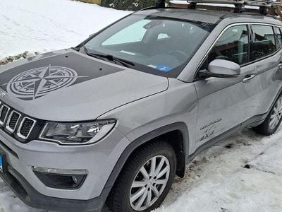 Grau Gebraucht 2019 Jeep Compass Longitude SUV | 16.950 € (Fairer Preis)