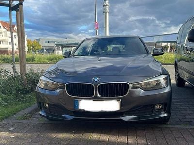 Andere farben Gebraucht 2015 BMW 320 Kombi | 8.500 € (Superpreis)