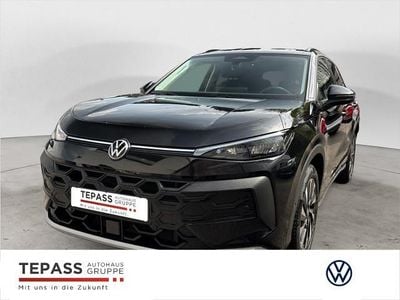 Nouă VW T-Roc Active 116 CP (85 kW) 2026 Negru SUV