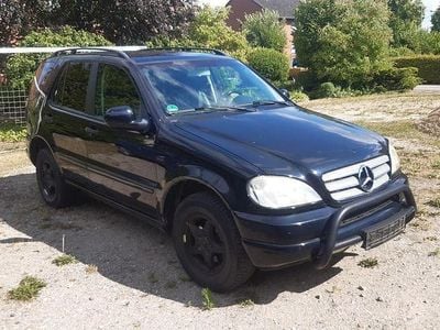 Mercedes ML320