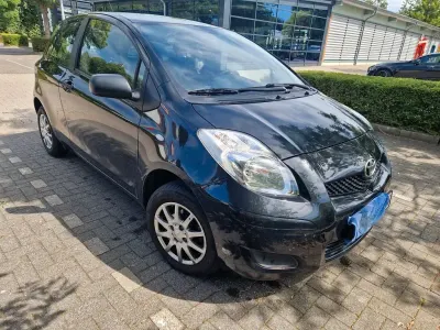 Gebraucht Toyota Yaris 69 PS (50 kW) 2009 Schwarz Kleinwagen