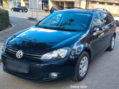 gebraucht VW Golf VI 1.6 tdi. BlueMotion