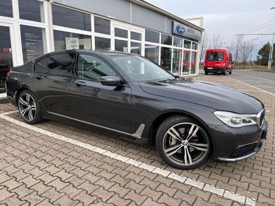 BMW 730