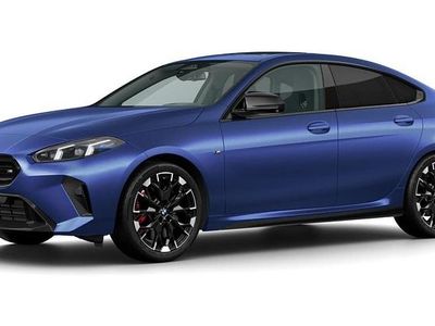 Blau Gebraucht 2024 BMW M235 Shadowline Coupé | 52.368 € (Guter Preis)