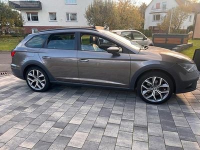 Gebraucht Seat Leon X-Perience 4Drive 184 PS (135 kW) 2015 Braun Kombi