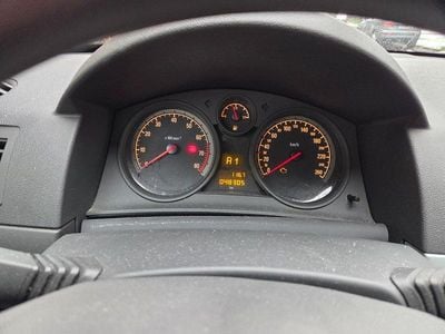 Blau Gebraucht 2009 Opel Astra Limousine | 3.550 € (Guter Preis)