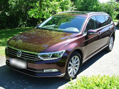 Gebraucht VW Passat Highline 150 PS (110 kW) 2016 Rot Kombi