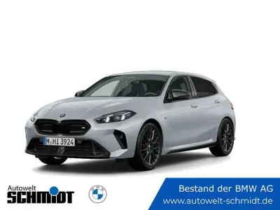 Gebraucht BMW M135 Shadowline 300 PS (220 kW) 2025 M brooklyn grau Kleinwagen