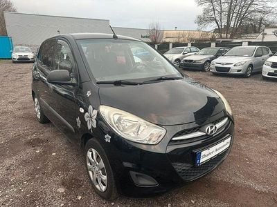 Schwarz Gebraucht 2012 Hyundai i10 Edition Kleinwagen | 3.200 € (Etwas zu teuer)