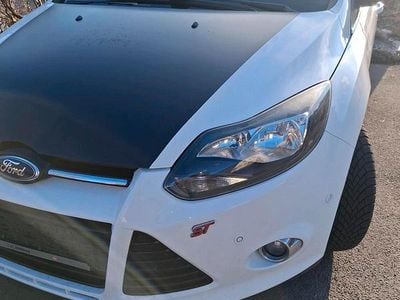 Gebraucht Ford Focus 125 PS (91 kW) 2012 Weiß Kombi