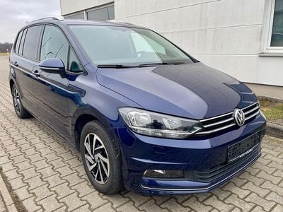 Gebraucht VW Touran 116 PS (85 kW) 2019 Blau Van / Kleinbus
