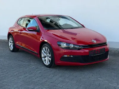 Gebraucht VW Scirocco Sport 160 PS (117 kW) 2008 Rot Coupé