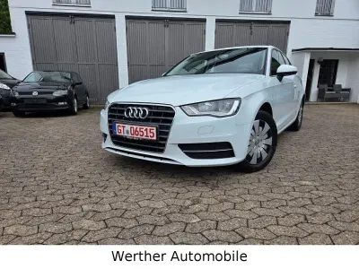 Używany Audi A3 Attraction 125 KM (91 kW) 2015 Biały Coupe