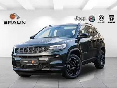 Uusi Jeep Compass North 131 HP (96 kW) 2025 Vihreä Katumaasturi