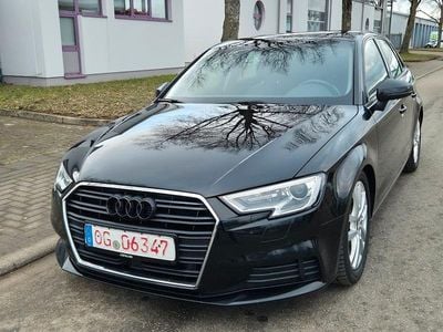 Gebraucht Audi A3 Basis 150 PS (110 kW) 2020 Schwarz Limousine