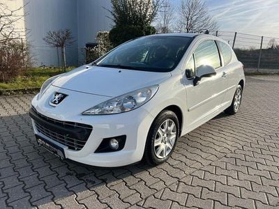 Weiß Gebraucht 2011 Peugeot 207 Urban Move Limousine | 2.990 € (Fairer Preis)