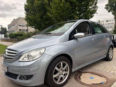 Gebraucht Mercedes B200 136 PS (100 kW) 2007 Blau Van / Kleinbus