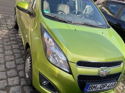gebraucht Chevrolet Spark 2013 Grün 49800km gelaufen