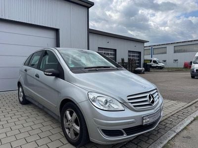 Mercedes B180