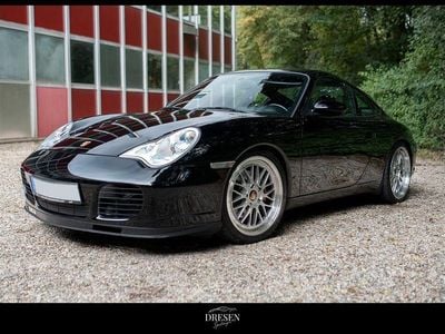 Second-hand Porsche 911 Carrera 4 300 CP (220 kW) 2000 Negru Coupe