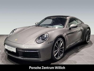 Porsche 911 Carrera 4