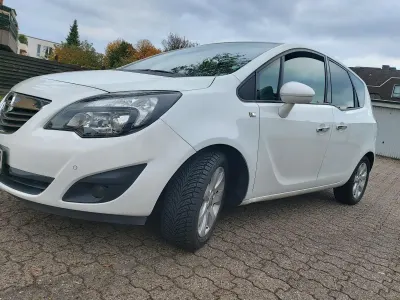 Gebraucht Opel Meriva Innovation 101 PS (74 kW) 2010 Weiß Van / Kleinbus
