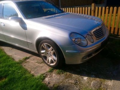 gebraucht Mercedes E200 