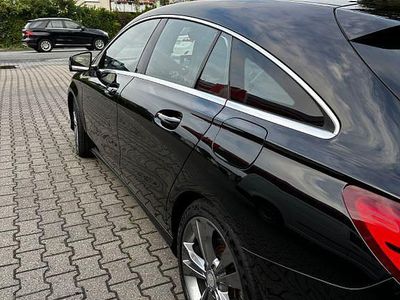 Mercedes CLA220 Shooting Brake