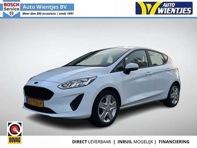 Gebraucht Ford Fiesta Trend 69 PS (50 kW) 2017 Weiß Limousine