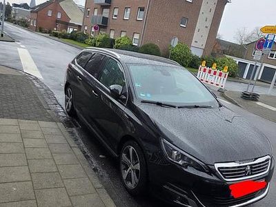 Gebraucht Peugeot 308 116 PS (85 kW) 2016 Schwarz Kombi