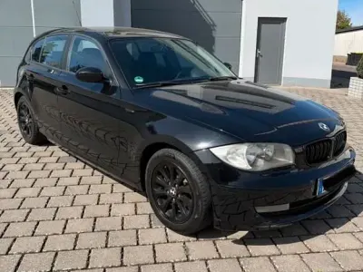 Używany BMW 116 122 KM (89 kW) 2008 Czarny Hatchback