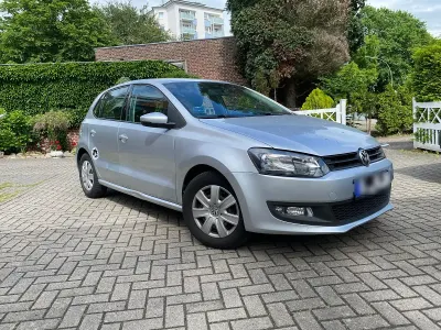 Gebraucht VW Polo 60 PS (44 kW) 2012 Silber Kleinwagen