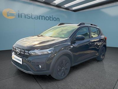 Neu Dacia Sandero Stepway 91 PS (66 kW) 2025 Schwarz Kleinwagen