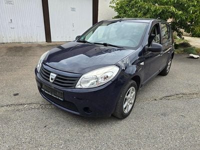 Blau Gebraucht 2010 Dacia Sandero Basis Limousine | 999 €