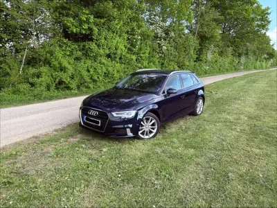 Gebraucht Audi A3 Sportback Sport 150 PS (110 kW) 2018 Blau Kleinwagen