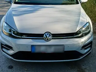 Gebraucht VW Golf VII R 150 PS (110 kW) 2018 Weiß Kleinwagen